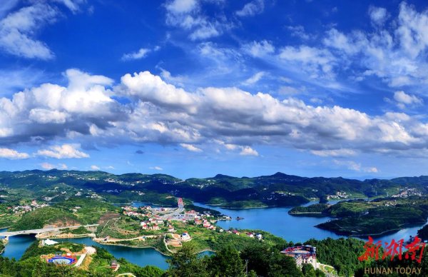 开云体育新化县车田江旅游度假区坐落于温塘镇车田江村-开云集团「中国」Kaiyun·官方网站